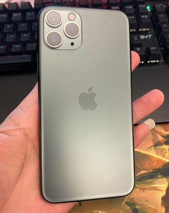 万柏林苹果维修点分享iPhone 11 Pro黑屏小众故障解析 