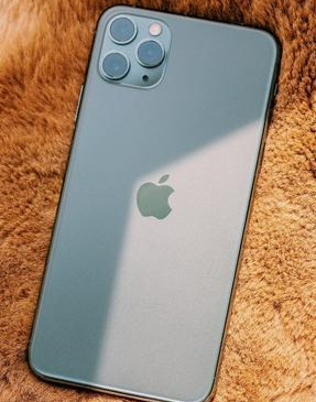 万柏林苹果维修点分享iPhone 11 Pro Max电池发烫特殊问题 